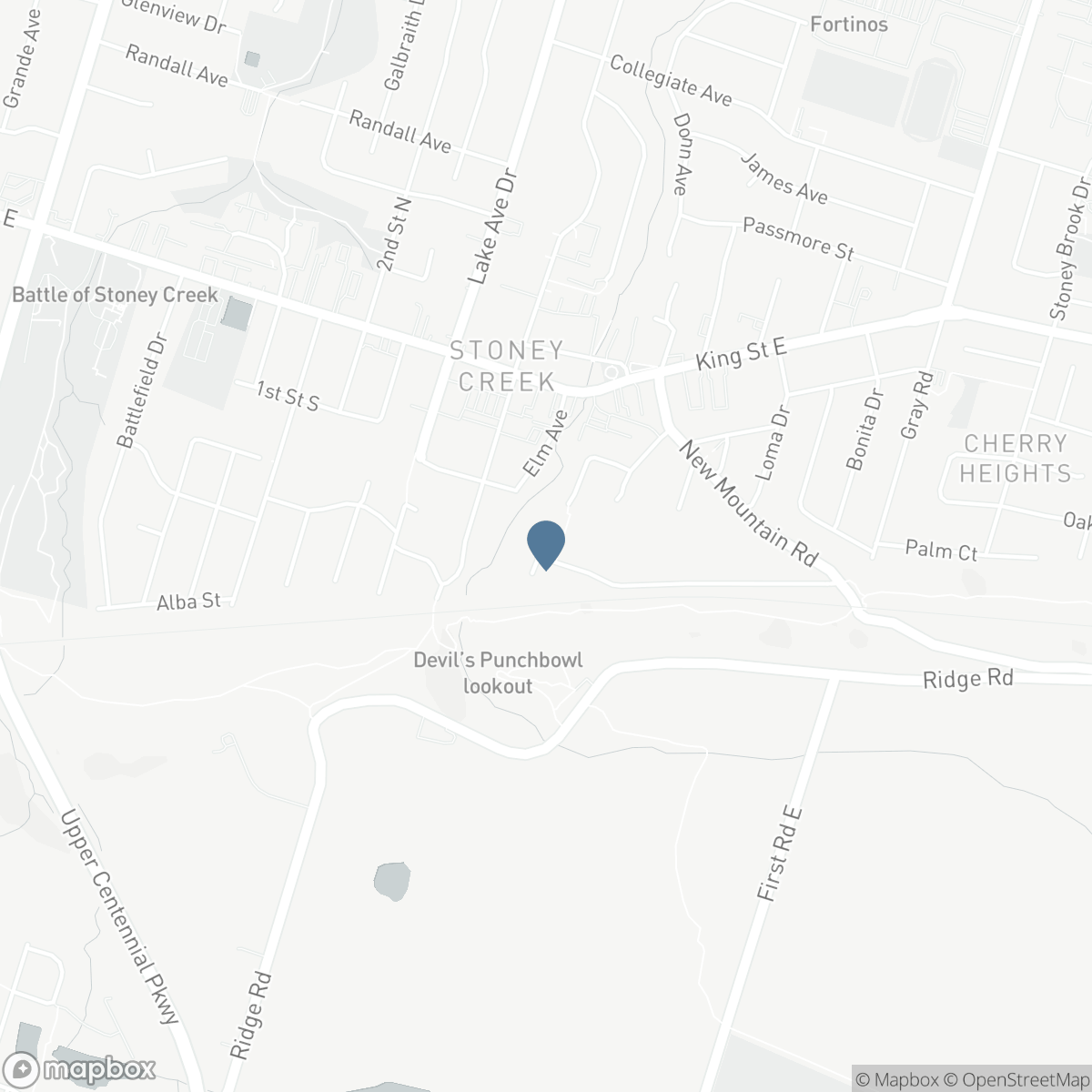 14 LESLIE Drive, Hamilton, Ontario L8G 2P9